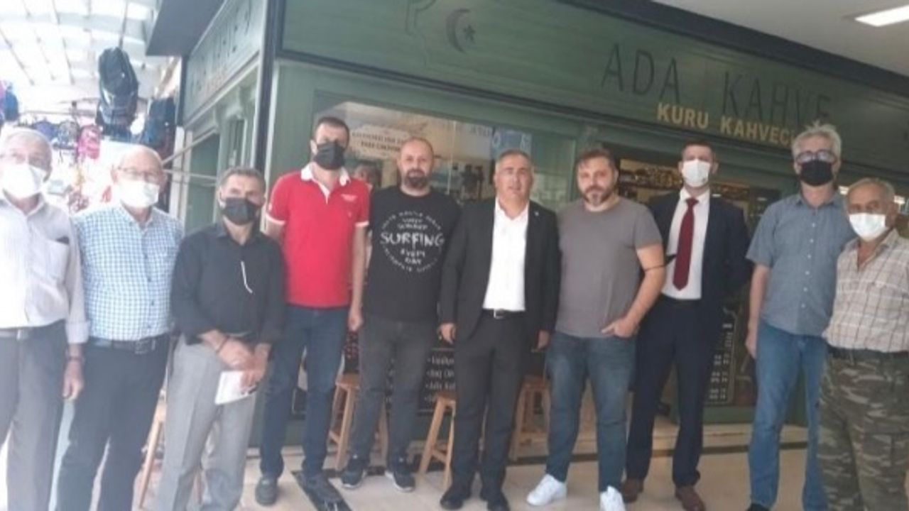 İYİ Parti Adapazarı teşkilatı Atatürk Bulvarı’nda