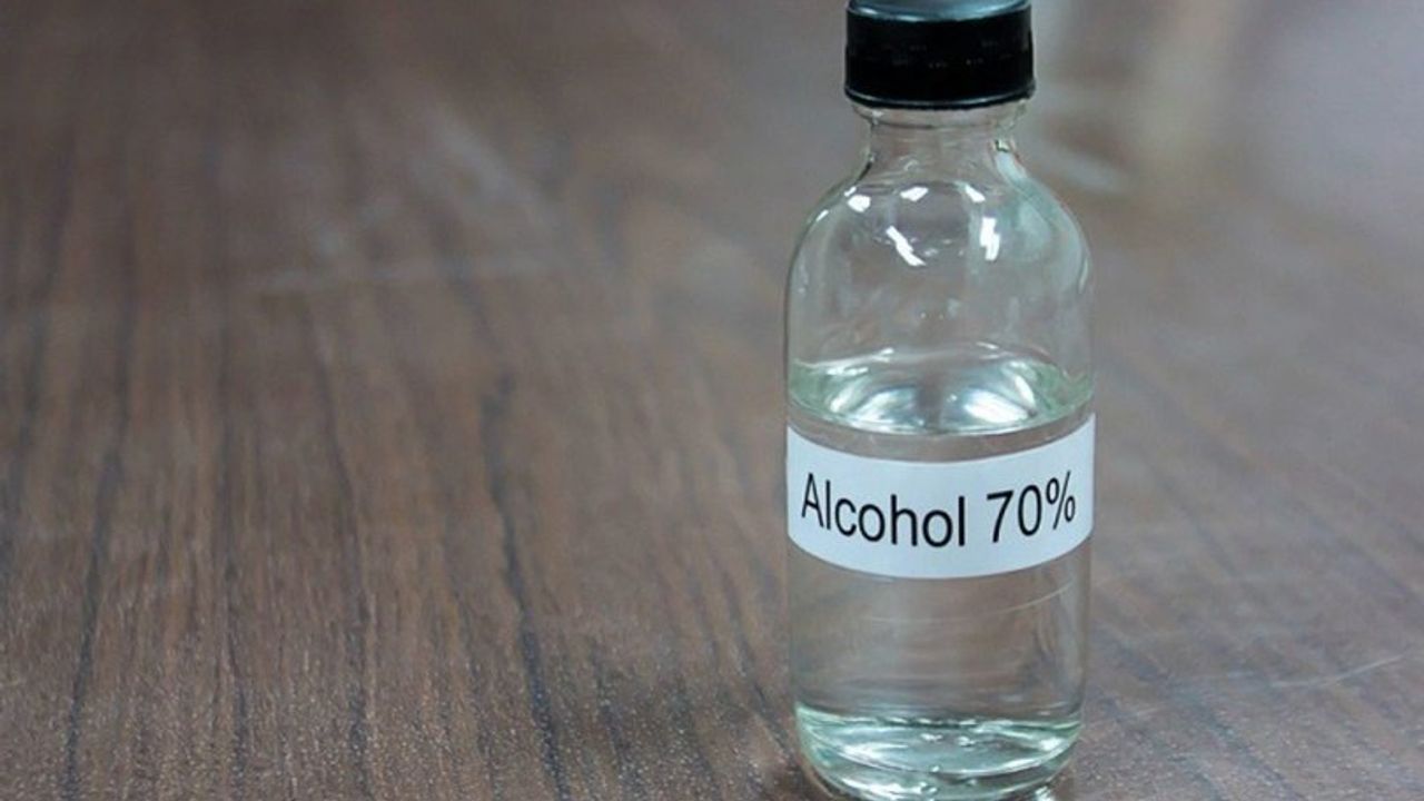 Etil alkolde gümrük vergisi artırıldı