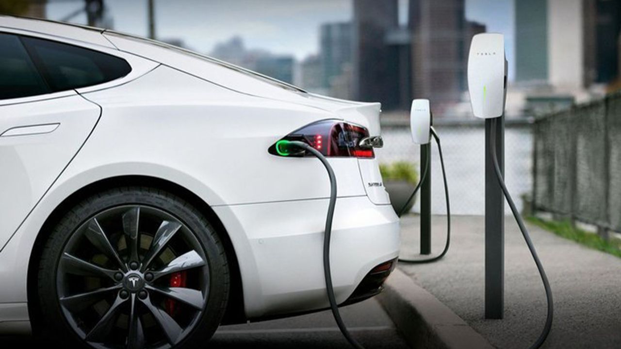 Elektrikli otomobillere yeni vergi!