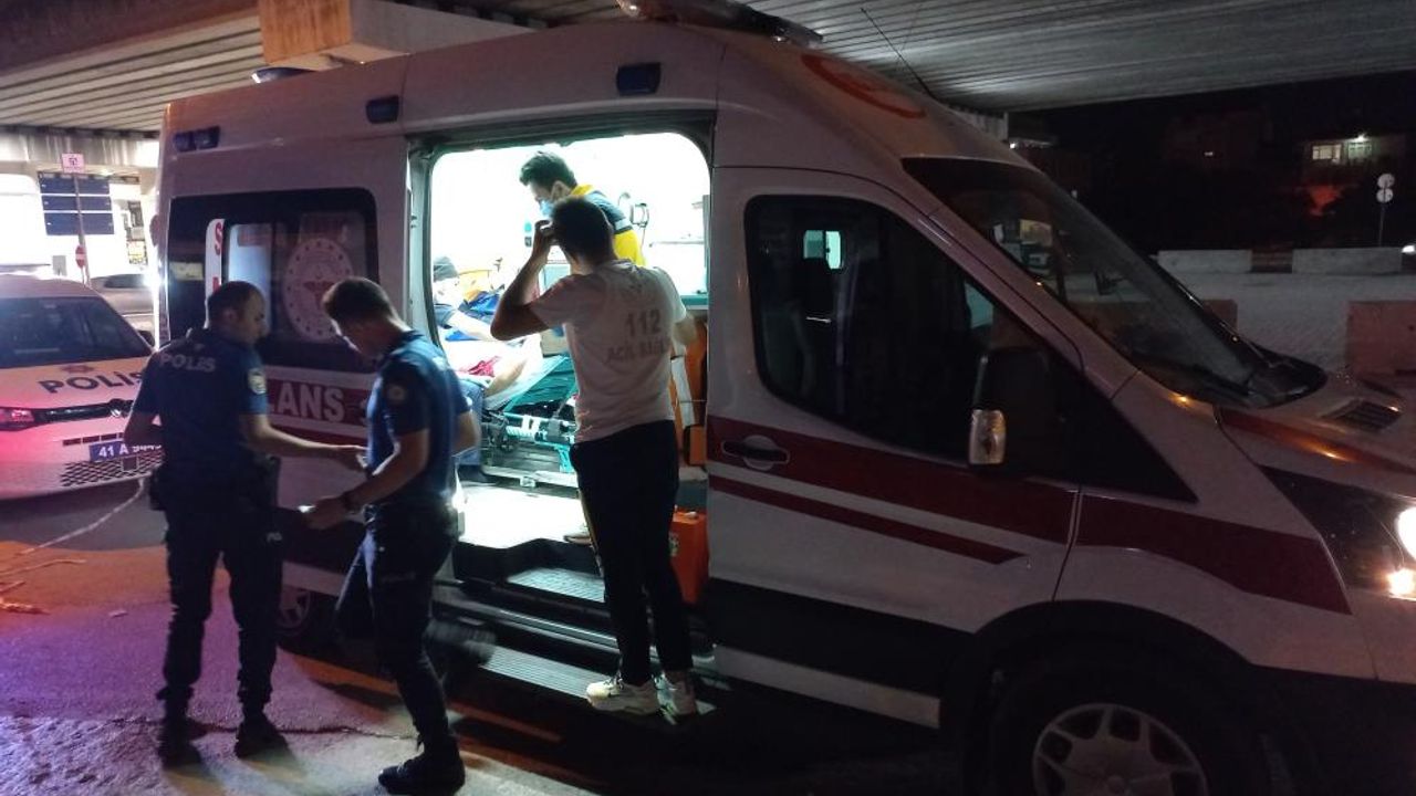 Göğsünden yaralanan kişi büfedeki vatandaşlardan yardım istedi