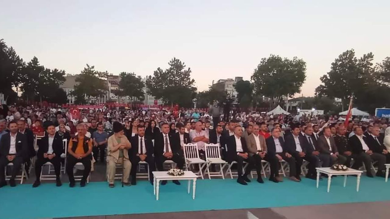 İYİ Parti Sakarya'dan protokol tepkisi