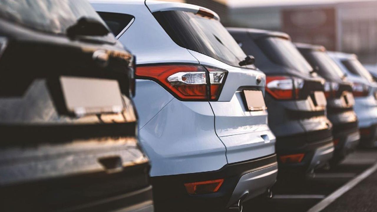 Otomobil ve hafif ticari araç pazarı 2022’de yıllık yüzde 7,3 daraldı