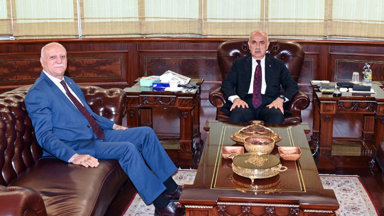 Bayraktar, Tarım Bakanı Kirişçi’yi ziyaret etti