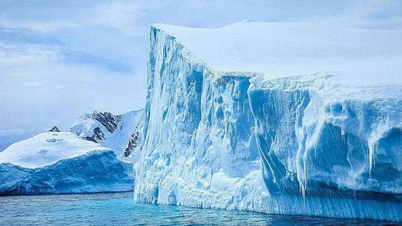 Antarktika'daki buzul erimesi hızlandı