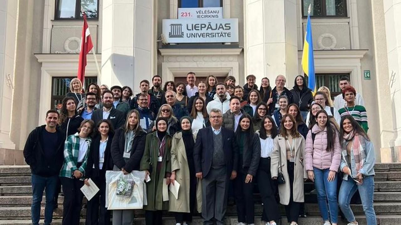 SAÜ öğrencileri AB KA 203 proje faaliyeti için Liepaja Üniversitesinde