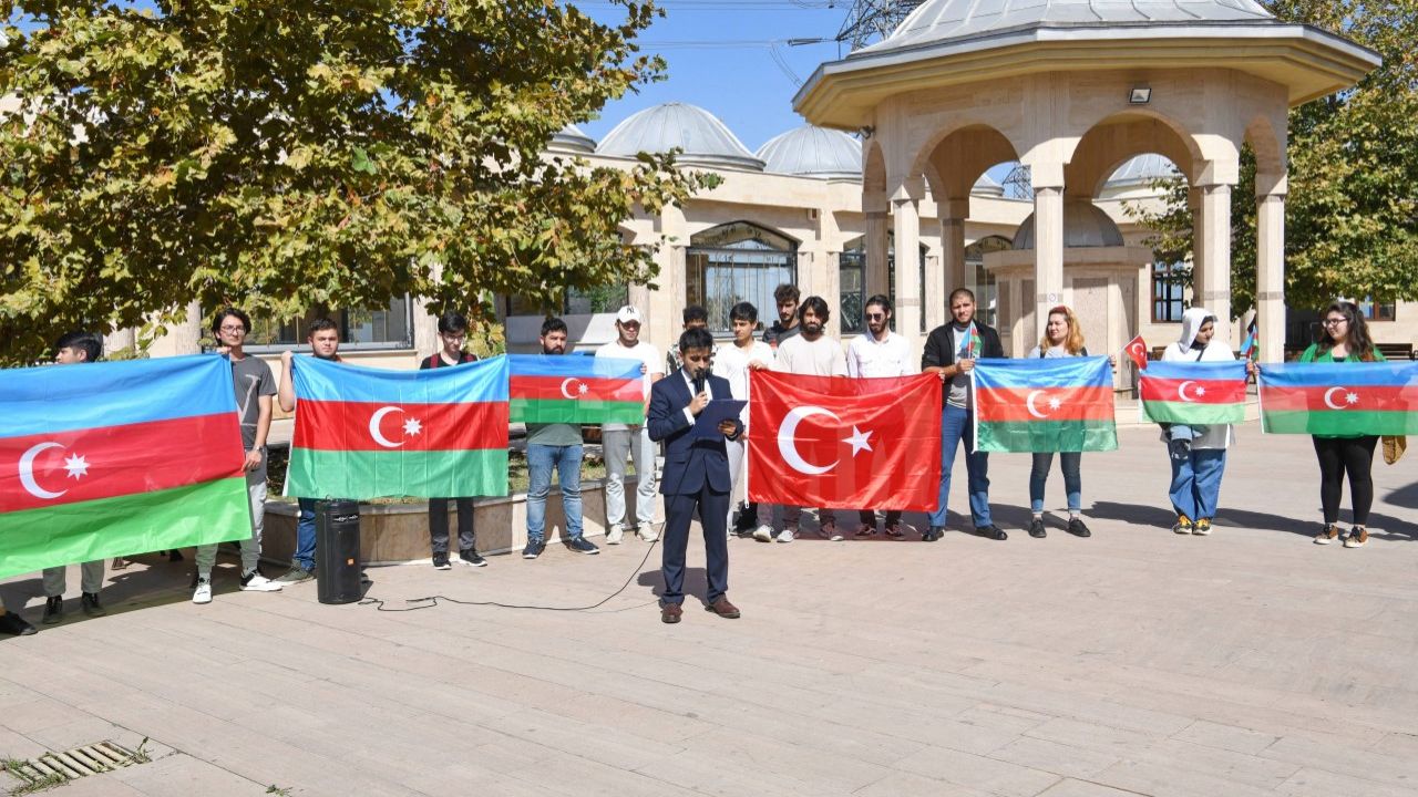 Azerbaycan Kültür ve Dayanışma Öğrenci Topluluğu'ndan Anma Günü etkinliği