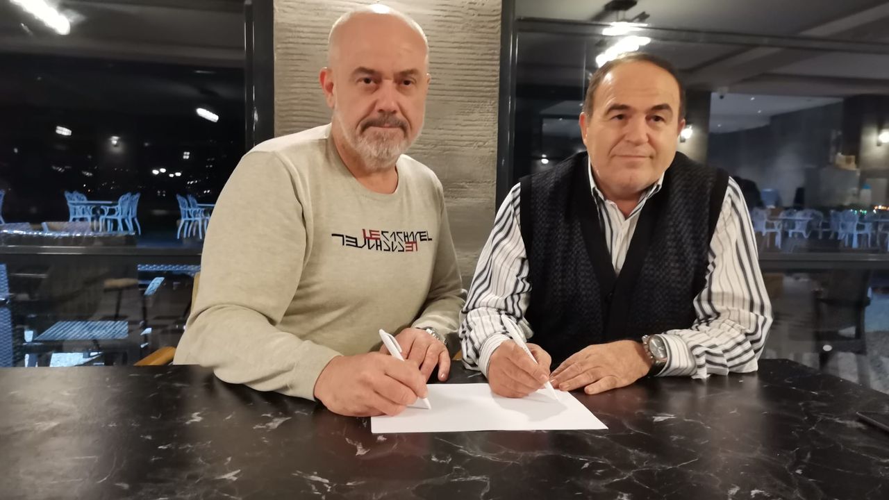 Sapancaspor'da teknik adam değişikliği yaşandı