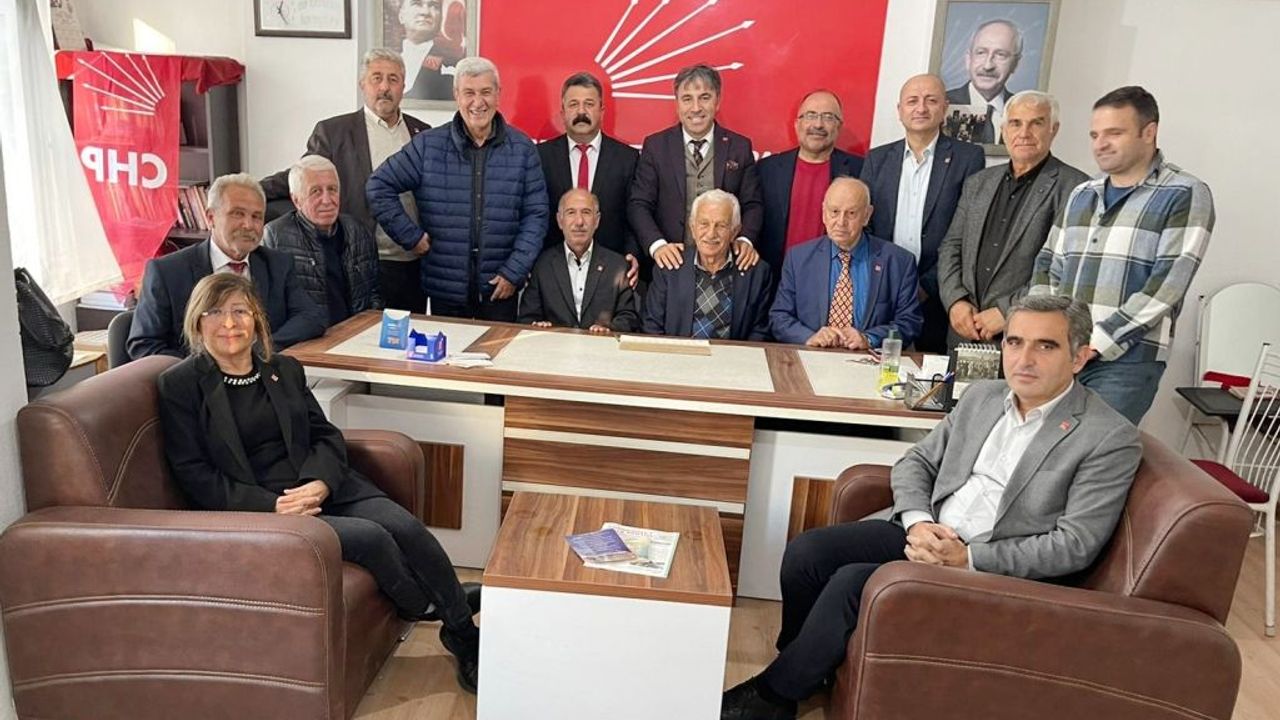 CHP'nin ilçe başkanları Kaynarca’da buluştu