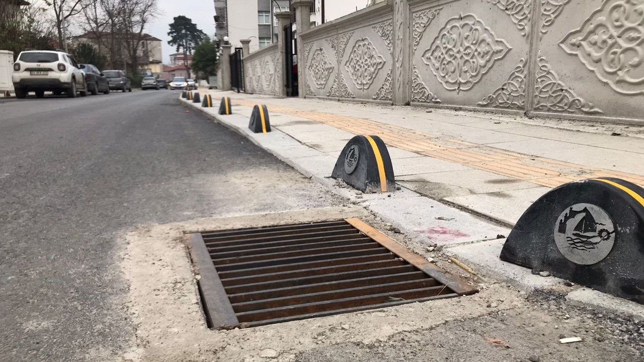 Sapanca Belediyesi yağmur suyu hattı çalışmalarını hızlandırdı