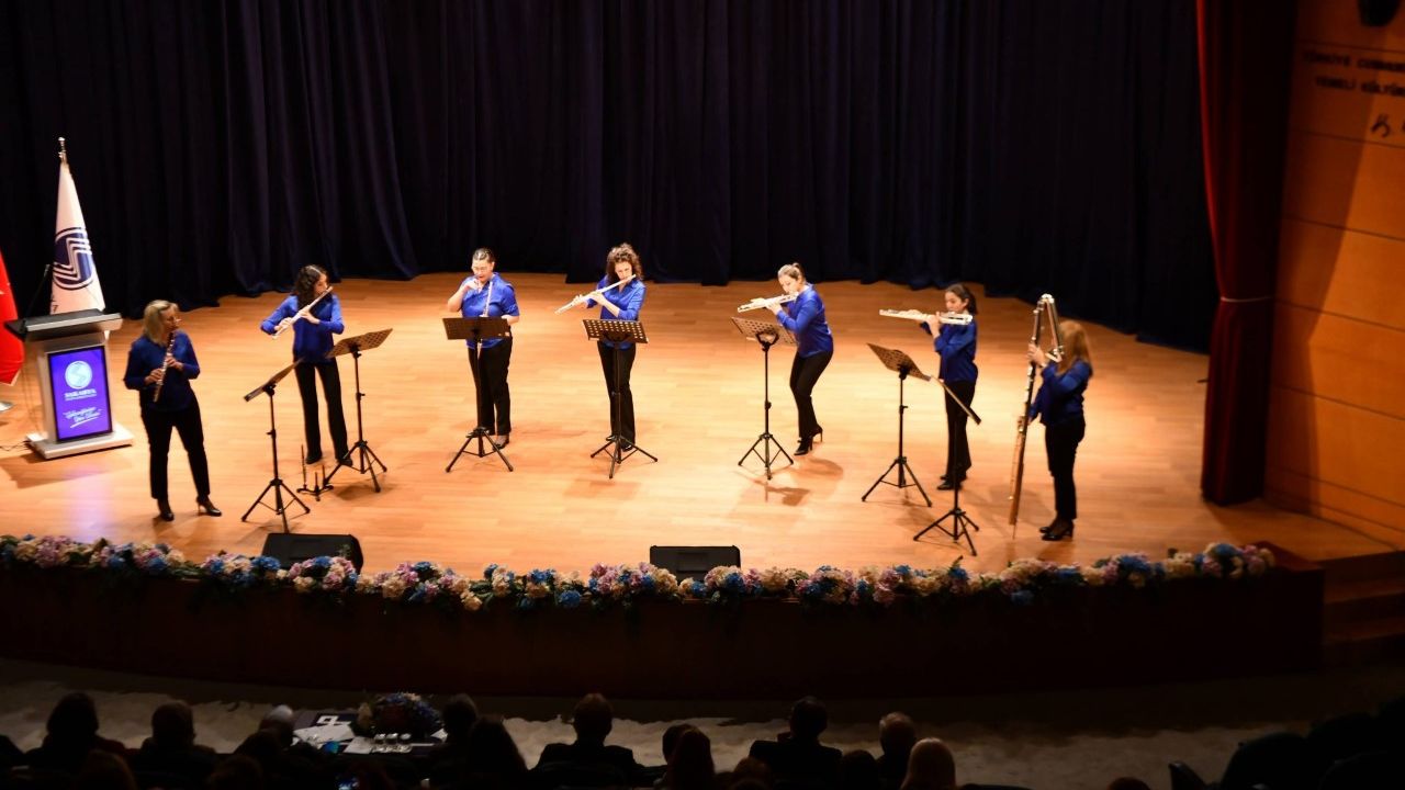 SAÜ’de flüt konseri düzenlendi