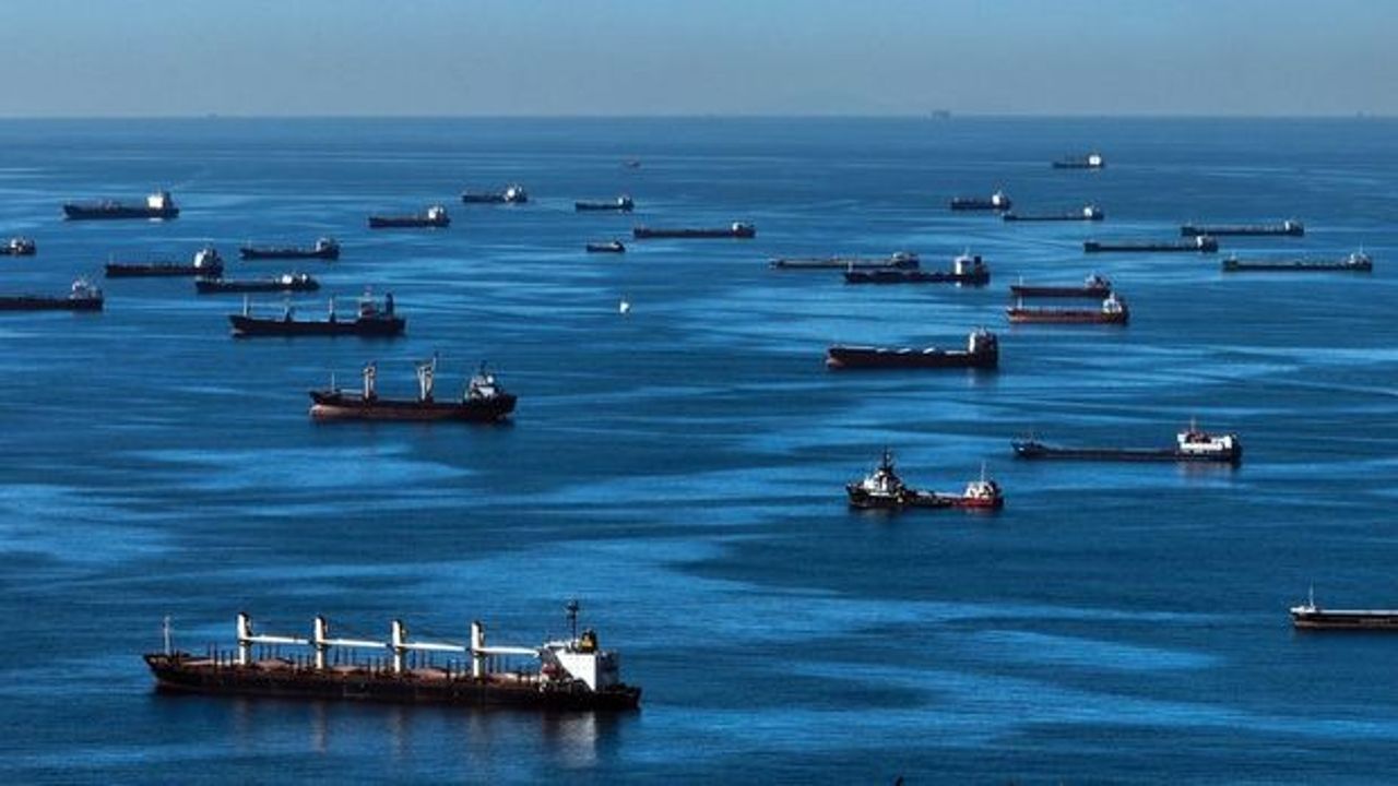 Teyit mektubu sunmayan tankerler Türk denizlerinden çıkarılacak