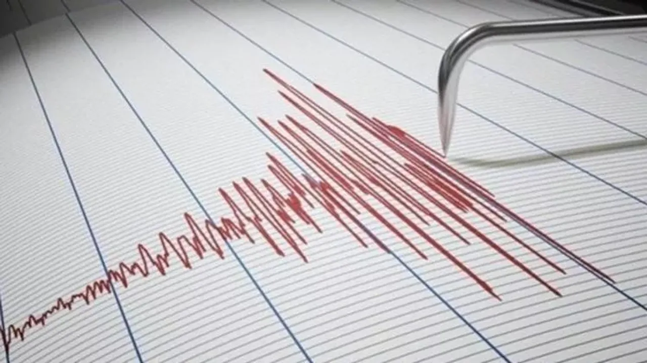 Çanakkale'de korkutan deprem! Sarsıntı çevre illerden de hissedildi