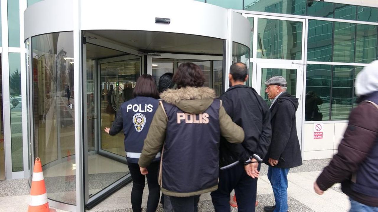 Bolu’da DEAŞ ve FETÖ’den gözaltına alınan 3 şüpheli adliyede