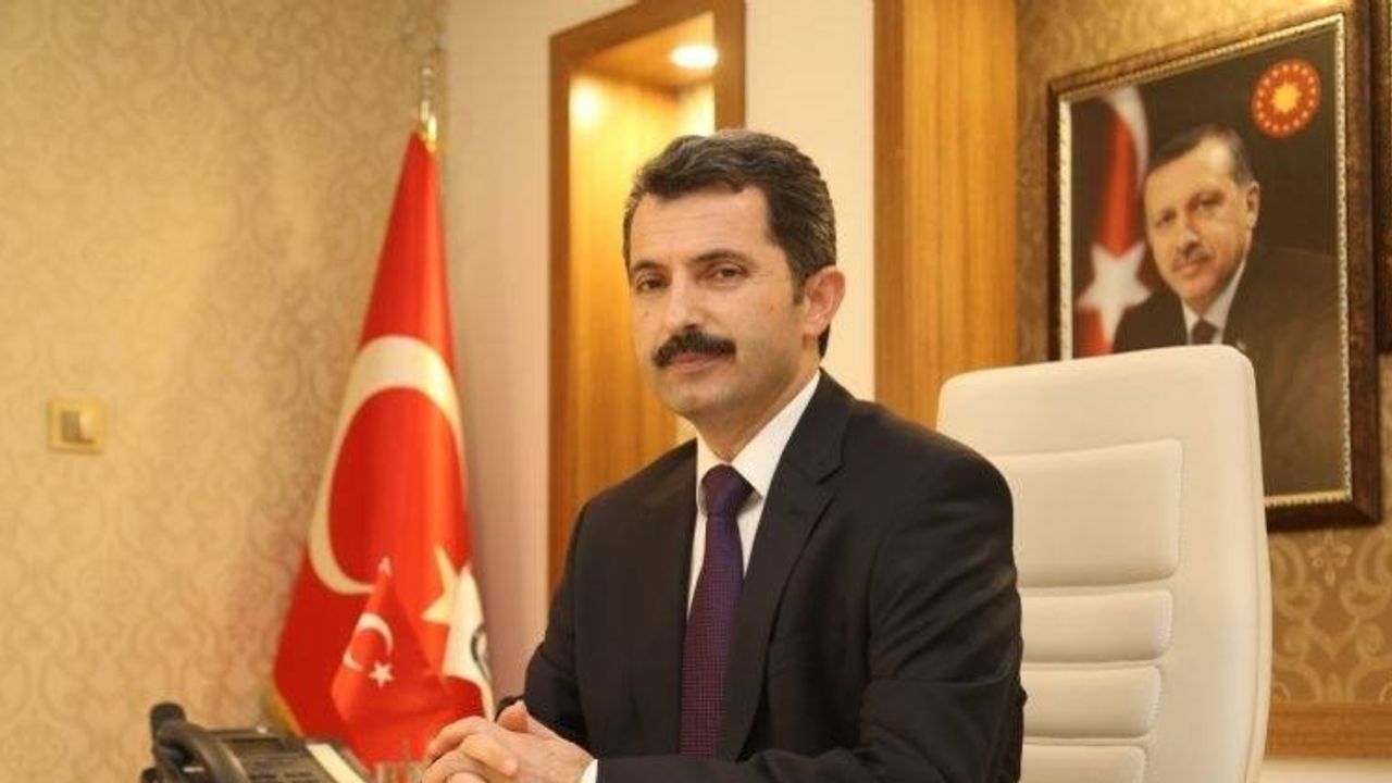 Aday adaylığı için adı geçiyordu Başkan Ahmet Acar, görevine devam edecek