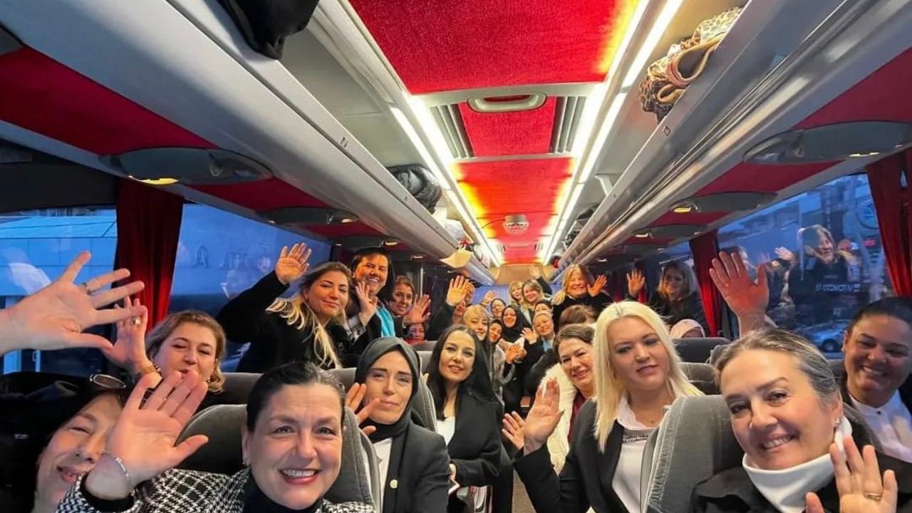İYİ Parti Sakaryalı kadınlar Ankara'ya gidiyor