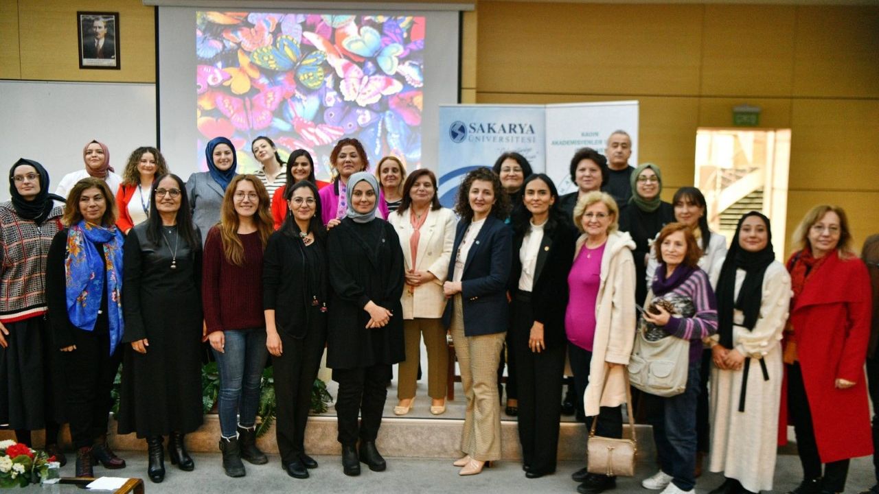 SAÜ’de Dünya Kadınlar günü programı düzenlendi
