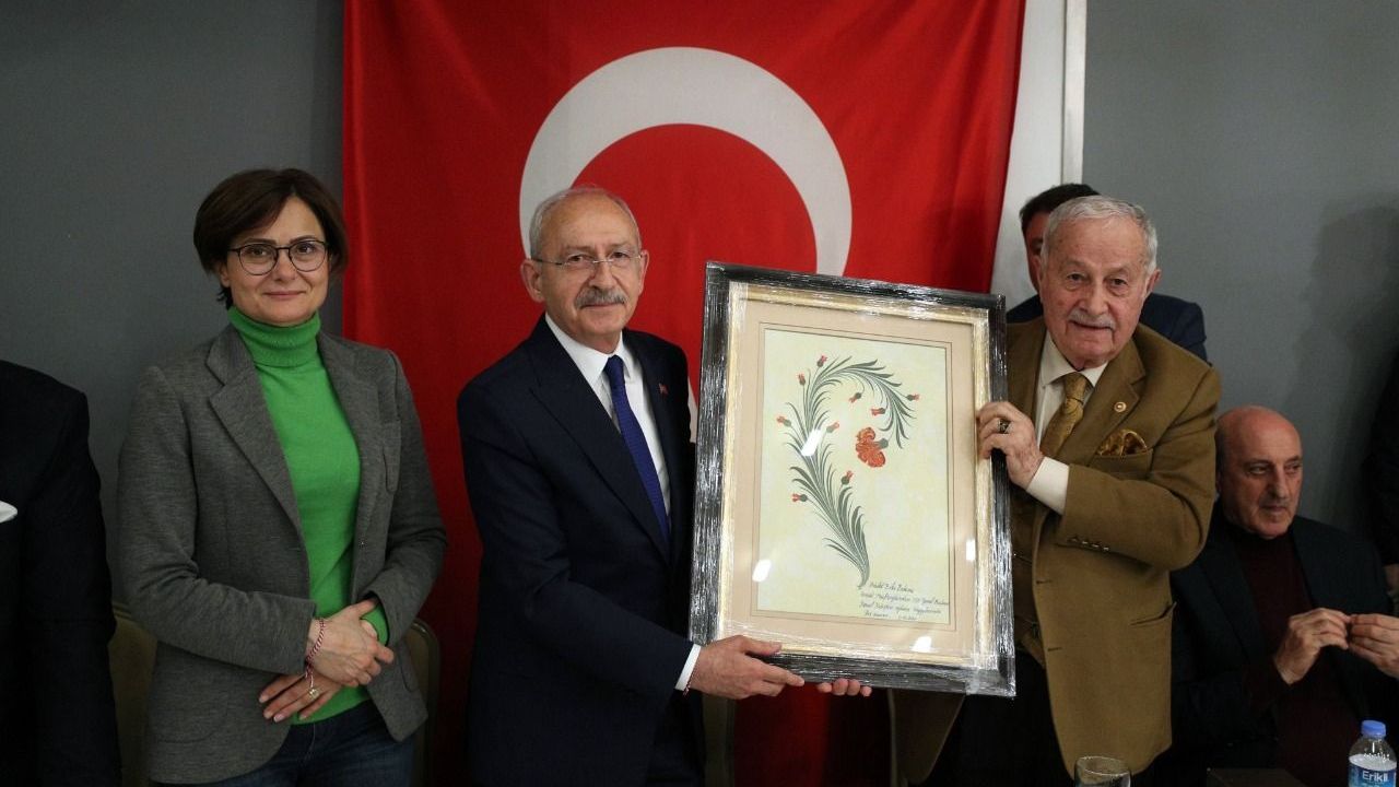 Sakaryalı eski bakan Müftüoğlu, kendisini eleştiren Melih Gökçek'e sert çıktı!