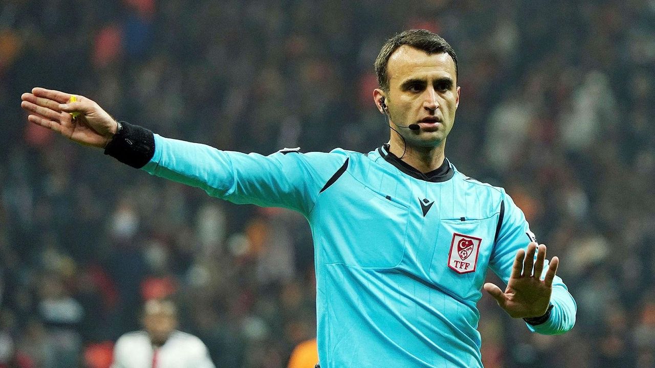 Atilla Karaoğlan'a U17 Dünya Kupası'nda görev verildi