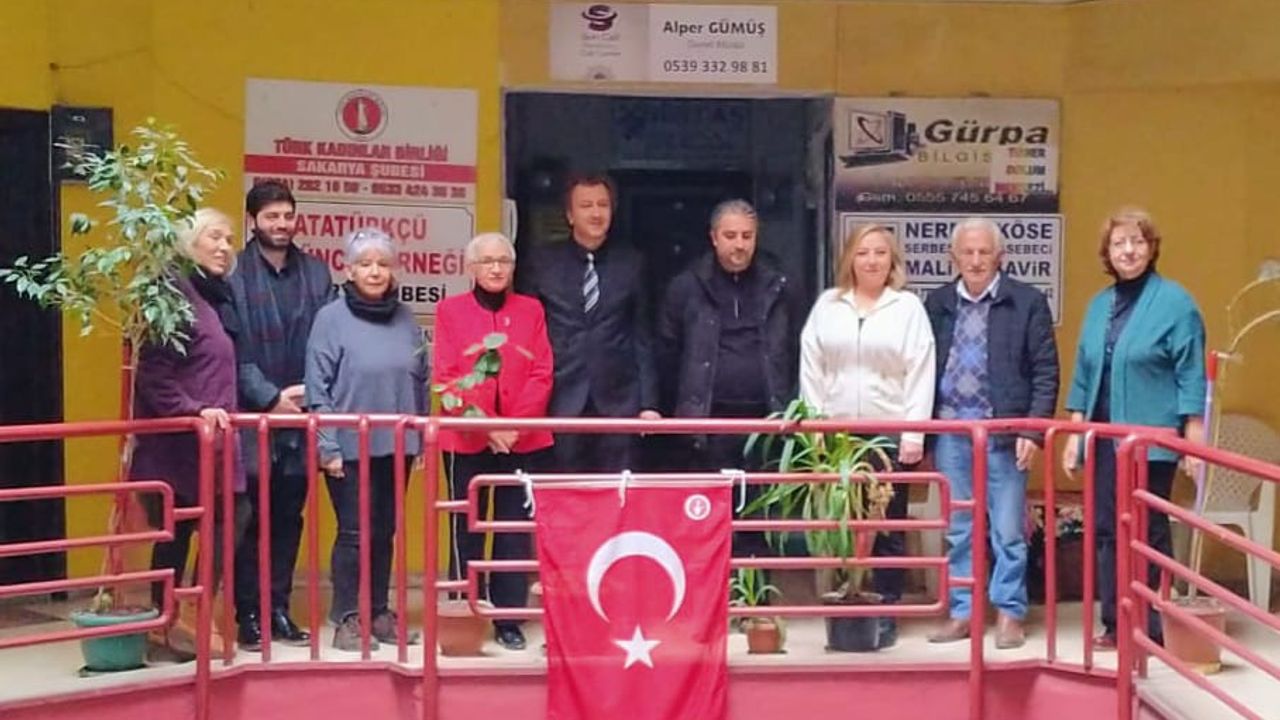 Şener'den Türk Kadınlar Birliği'ne ziyaret