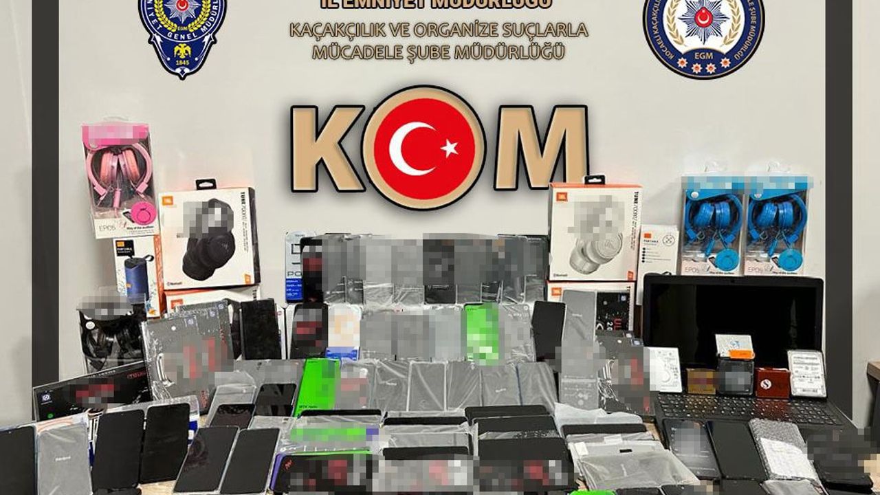 Kocaeli'de 115 gümrük kaçağı cep telefonu ele geçirildi