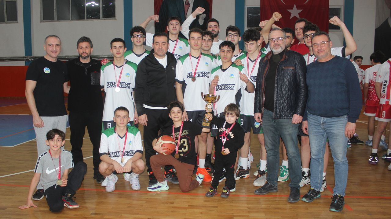 U18'lerde Şampiyon Büyükşehir Belediyesi
