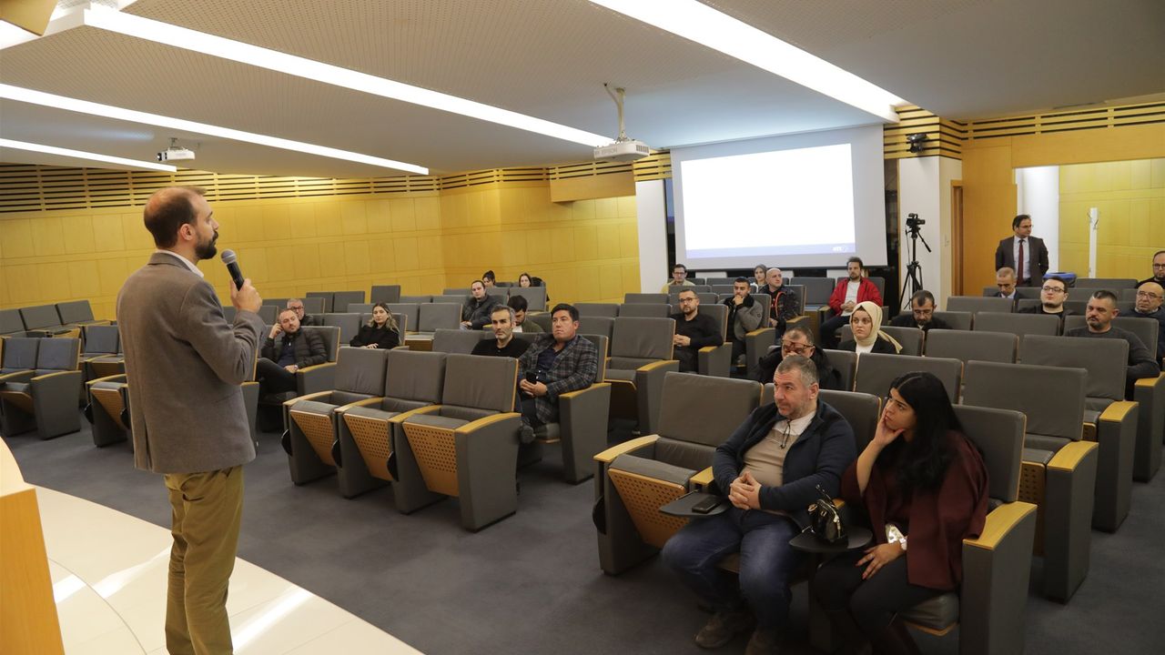 n11 ile E-ticaretin dinamikleri ve stratejileri #SATSOAkademi’de işlendi