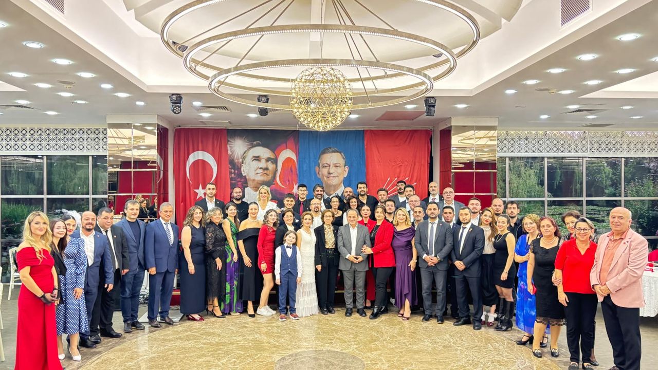 CHP Serdivan’dan Cumhuriyet coşkusu