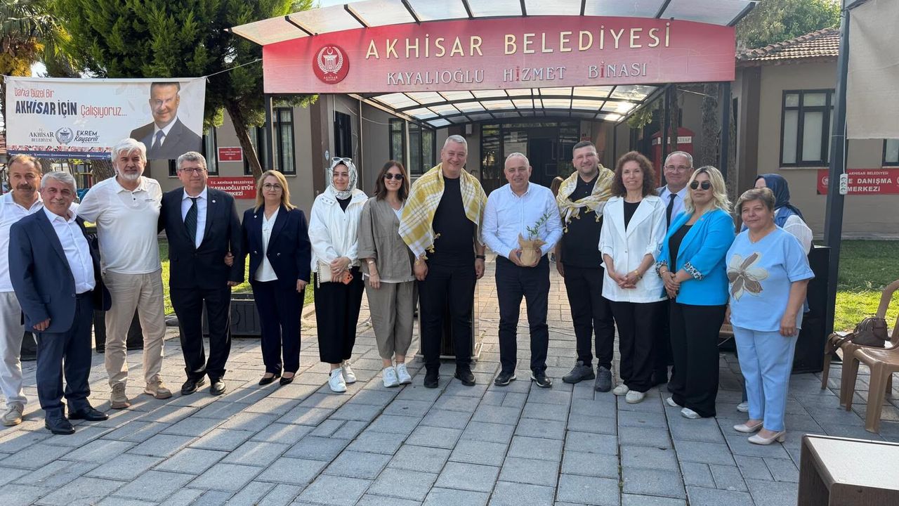 Başkan Çelik’ten “Serdivan’dan Akhisar’a Kardeşlik Köprüsü” 