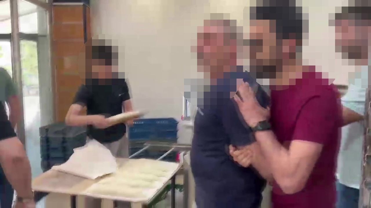 24 yıl ceza ile aranıyordu, fırında yakalandı
