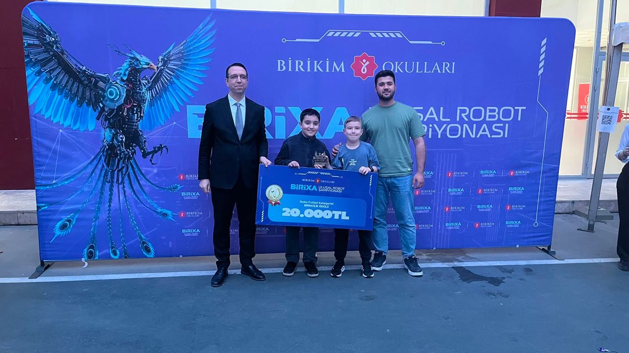 Sakaryalı öğrencilerden BİRİXA 2026 Ulusal Robot Yarışması'd
