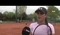 16 yaşındaki tenisçi, katıldığı son 16 ulusal turnuvada şampiyon oldu