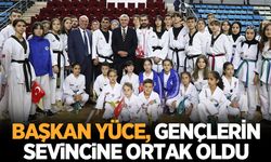 Başkan Yüce, gençlerin sevincine ortak oldu