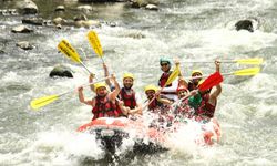 Rafting macerası için Sakarya'dan Düzce'ye akın ediyorlar