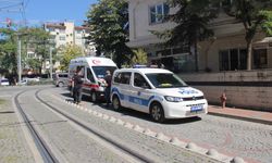 Husumetliler cami avlusunda kavga etti: 1 kişi makasla yaralandı