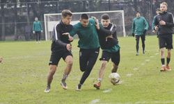 Sakaryaspor, U19 takımı ile prova yaptı