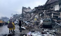Depremde hayatını kaybedenlerin sayısı 3 bin 419'a yükseldi