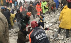 SAÜ'den deprem bölgesindeki arama kurtarma faaliyetlerine destek