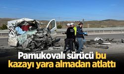 Pamukovalı sürücü bu kazayı yara almadan atlattı