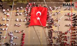 Atatürk İlkokulu'nda muhteşem 23 Nisan gösterisi
