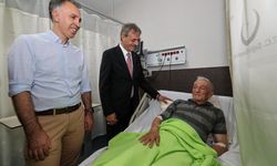 Başkan Alemdar'dan hasta ziyareti