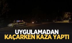 Motosikleti ile uygulamadan kaçerken kaza yaptı