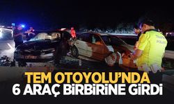 Sakarya-Düzce sınırında 6 araç birbirine girdi