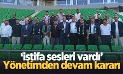 Sakaryaspor'da yönetim devam kararı aldı