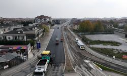 Ahmet Yesevi Caddesi Büyükşehir’in çalışmalarıyla modern bir yüz kazanıyor