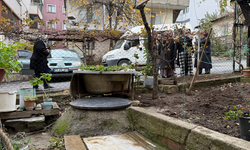 Kuyuya düşen kadının yardımına ekipler yetişti