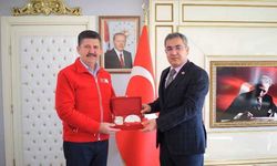 Kızılay Sakarya Başkanı'ndan Akyazı ziyareti