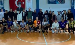 Sapanca Gençlik Merkezi ve SUBÜ Turizm Fakültesi Futsal şenliği düzenledi