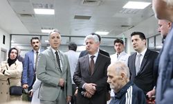 Vali Doğan Sakarya Eğitim ve Araştırma Hastanesi Acil Servisi’ni ziyaret etti