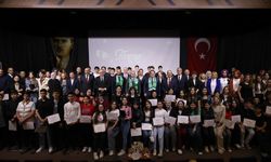 Genç tiyatrocuların sahne aldığı festivalde kazananlar belli oldu