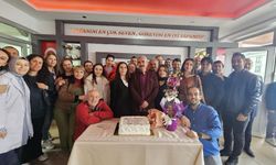 43 yıllık eğitimci emekliliğe böyle uğurlandı